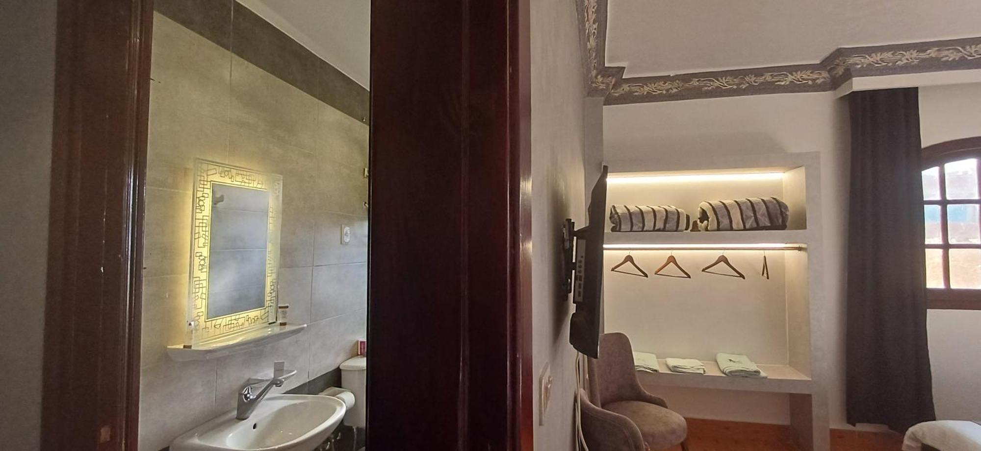Hotel Pyramids Kingdom Kafret el-Gabal Esterno foto