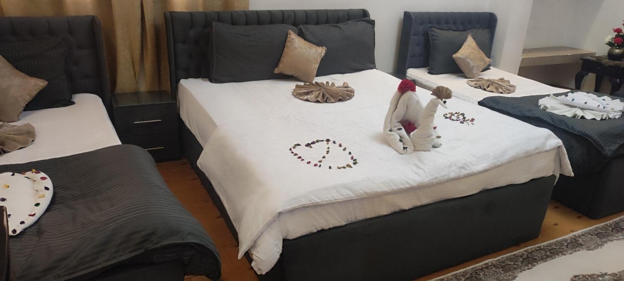Hotel Pyramids Kingdom Kafret el-Gabal Esterno foto